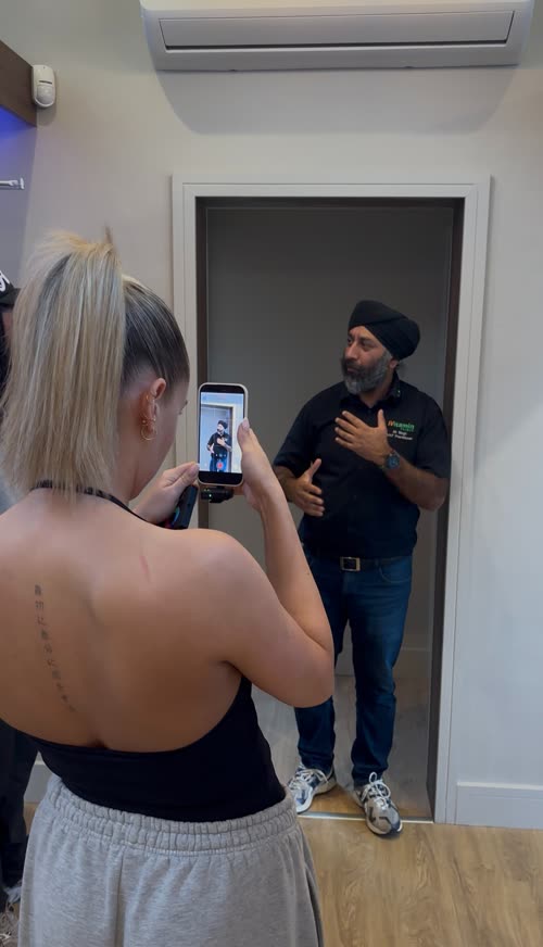 Creator filming at IVitamin Clinic